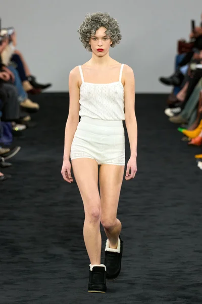 Look 7